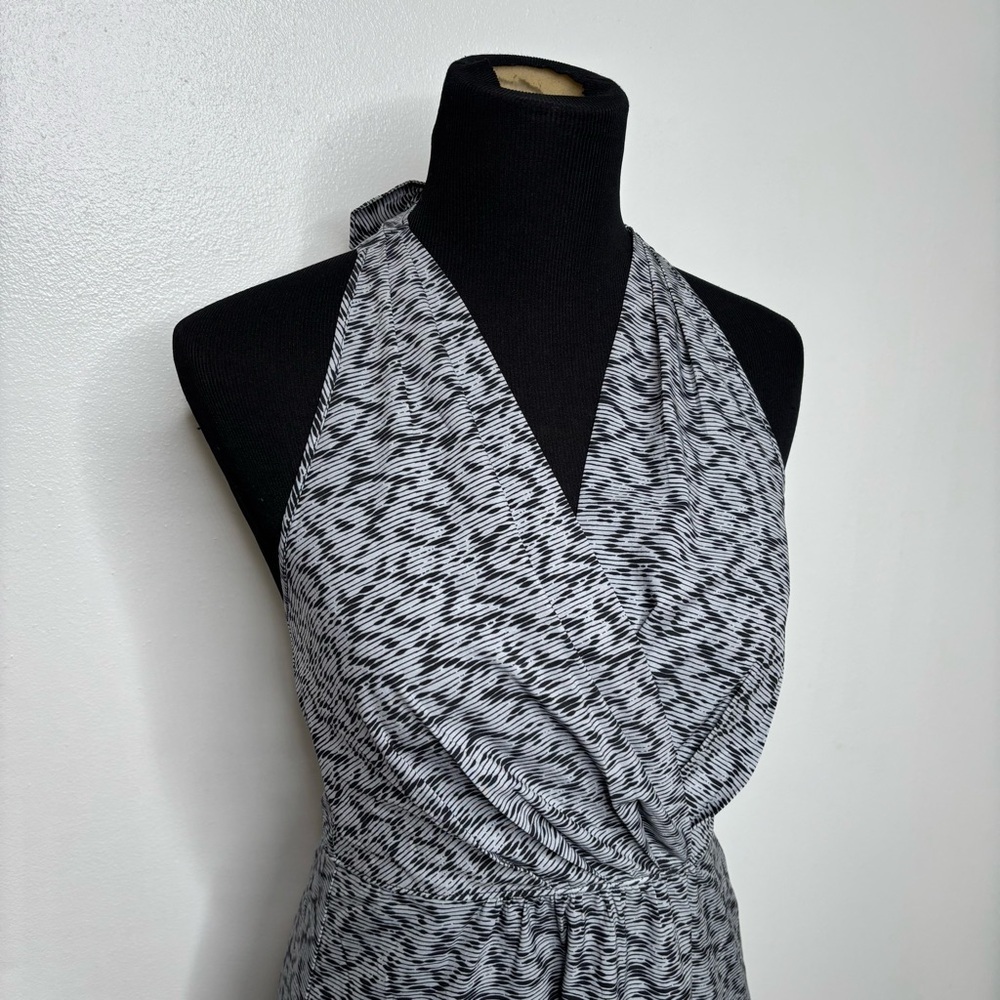 Athleta Go Anywhere Halter Dress Size 8. - Picture 3 of 11